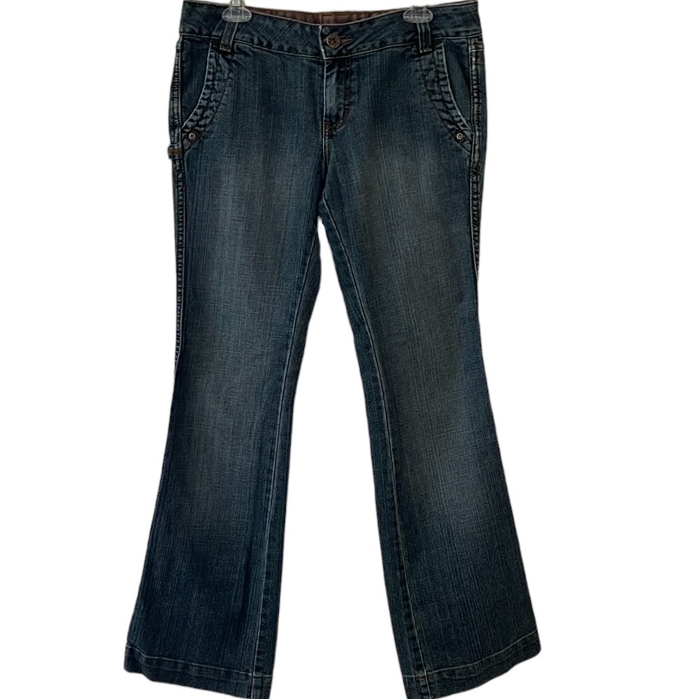 Vintage Y2K Flare Leg Midrise Medium Wash NOBO Jeans. Size 11 Jrs